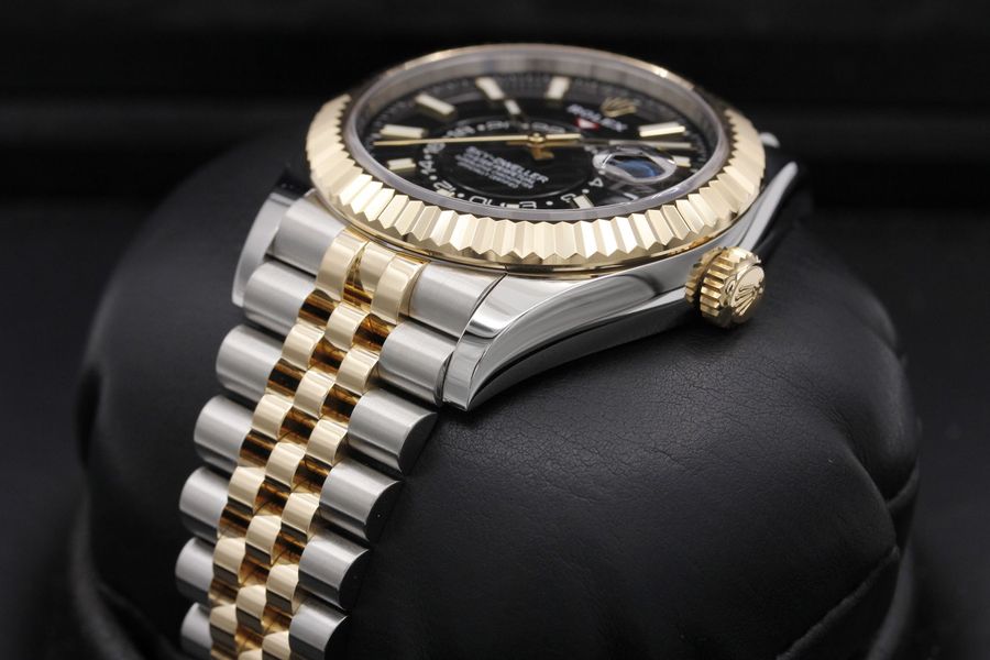 Rolex Sky-Dweller 326933